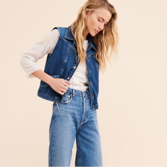 Western-Inspired Denim Wrangler Vest - Picture 2 of 5